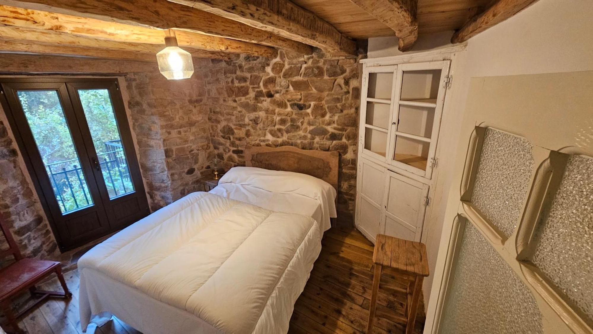 Hébergement de vacances El Najerilla. Casa De Pueblo Villavelayo